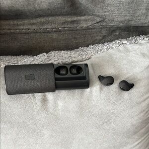 JAM Black Wireless Earbud Headphones